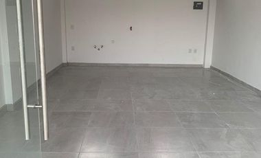 Renta Local Planta Alta Plaza Intercity Zakia Querétaro 96m2