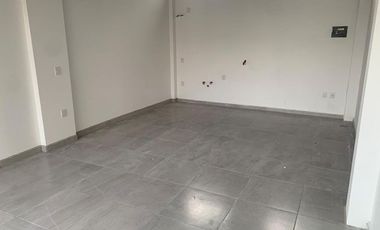 Renta Local Planta Alta Plaza Intercity Zakia Querétaro 96m2