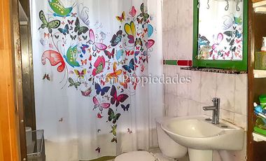 Leon Propiedades arrienda casa en sector Lo Águila, Curacaví.