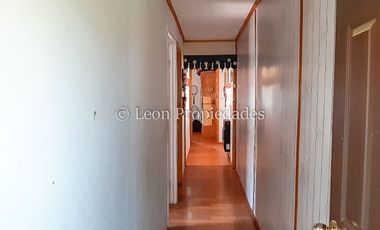 Leon Propiedades arrienda casa en sector Lo Águila, Curacaví.