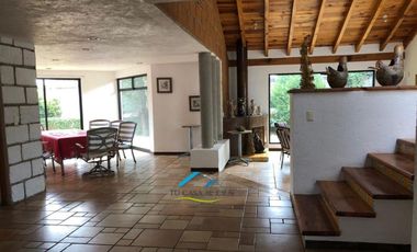 CASA EN RENTA DENTRO DE FRACCIONAMIENTO EN ZAMARRERO