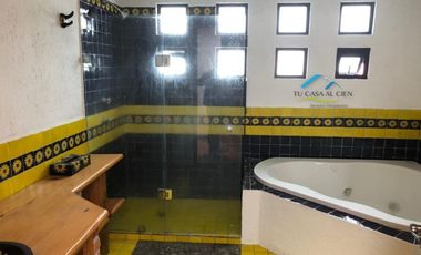 CASA EN RENTA DENTRO DE FRACCIONAMIENTO EN ZAMARRERO