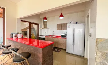 Preciosa Casa En Venta En Pingueral