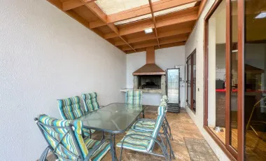 Preciosa Casa En Venta En Pingueral