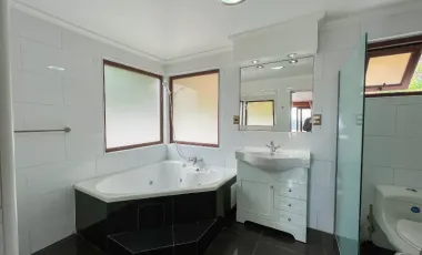 Preciosa Casa En Venta En Pingueral