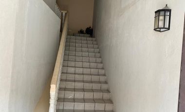 Venta Excepcional LOCAL COMERCIAL y Oficinas AV. CAMINO AL MIRADOR Paseo Residencial Monterrey ESQUINA 2 PISOS Super Visible Estratégico