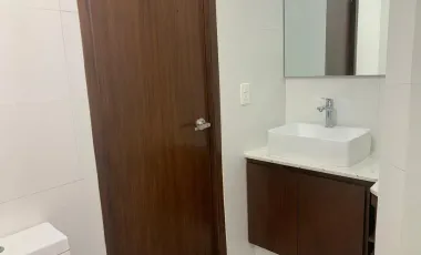 HERMOSO DEPARTAMENTO EN ARCOS VALLARTA EN VENTA