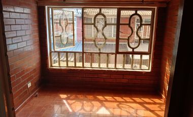 VENTA - CASA - NEMESIS - SOACHA 3 PISOS   BIEN UBICADA