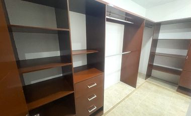 Fantástica Casa en VENTA 100% Remodelada Av.Acanceh, SM 11, Cancún
