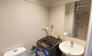 1 bedroom Rent or Sale Promo well maintained unit in Shell Residences walking distance to Mall of Asia