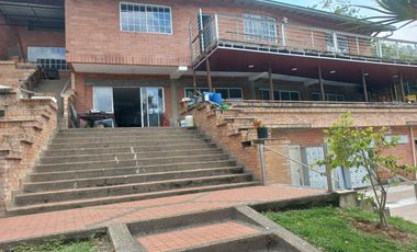 VENDO FINCA DE UNA HECTÁREA ENTRE GIRARDOTA Y BARBOSA ANTIOQUIA