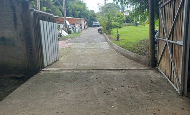 VENDO FINCA DE UNA HECTÁREA ENTRE GIRARDOTA Y BARBOSA ANTIOQUIA