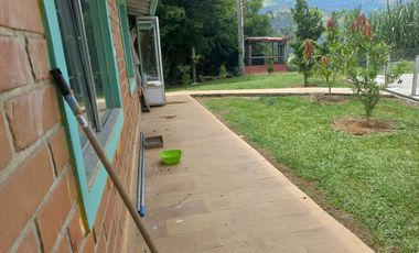 VENDO FINCA DE UNA HECTÁREA ENTRE GIRARDOTA Y BARBOSA ANTIOQUIA