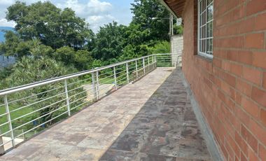 VENDO FINCA DE UNA HECTÁREA ENTRE GIRARDOTA Y BARBOSA ANTIOQUIA