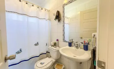 Linda Casa En Venta, Condominio Cerrado, Lomas San Sebastián