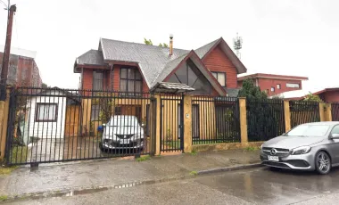 Casa Para Uso Comercial O Habitacional En Vilumilla