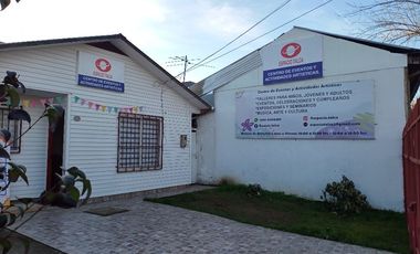V1586-GR- Vendo Casa-Centro de Eventos en Talca