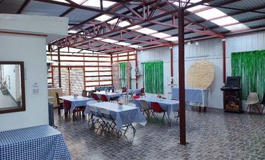 V1586-GR- Vendo Casa-Centro de Eventos en Talca