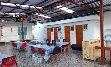 V1586-GR- Vendo Casa-Centro de Eventos en Talca