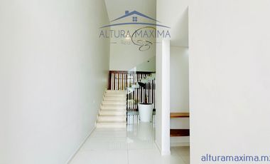 Residencia de Lujo en Venta Puerta Las Lomas Zona Andares Zapopan
