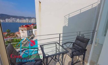 Hermosa casa con alberca privada, asoleadero y espectacular vista a la bahía de Santa Lucía