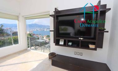 Hermosa casa con alberca privada, asoleadero y espectacular vista a la bahía de Santa Lucía