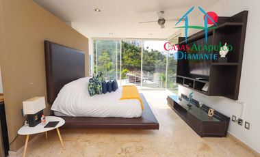 Hermosa casa con alberca privada, asoleadero y espectacular vista a la bahía de Santa Lucía