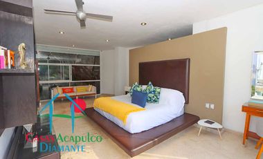 Hermosa casa con alberca privada, asoleadero y espectacular vista a la bahía de Santa Lucía