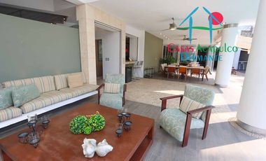 Hermosa casa con alberca privada, asoleadero y espectacular vista a la bahía de Santa Lucía