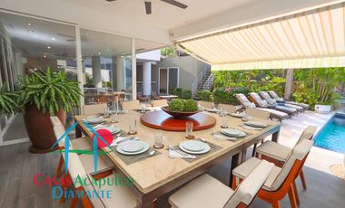 Hermosa casa con alberca privada, asoleadero y espectacular vista a la bahía de Santa Lucía