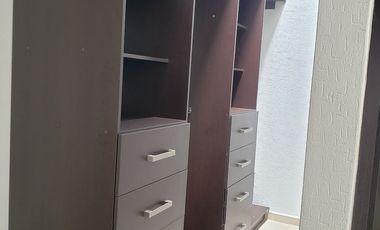 RENTA amplia casa en condominio Dos Caprichos, Juriquilla, Querétaro