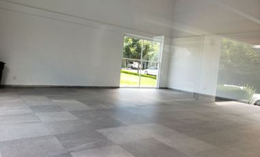 RENTA amplia casa en condominio Dos Caprichos, Juriquilla, Querétaro