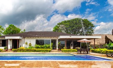 ALQUILER DE HERMOSA FINCA ALASKA EN PIEDECUESTA LLAMANOS AL3024505469 TE ESPERAMOS!!