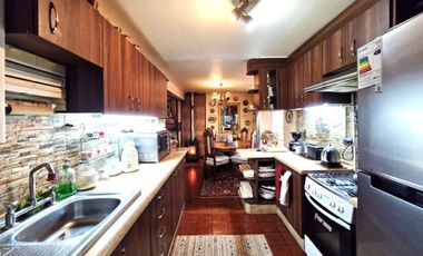 Casa en Alonso de Villanueva $ 180.000.000.-