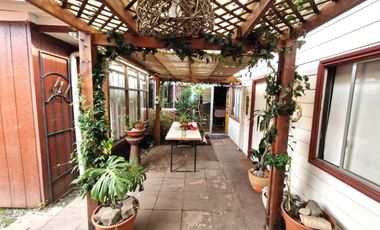 Casa en Alonso de Villanueva $ 180.000.000.-