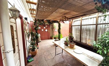 Casa en Alonso de Villanueva $ 180.000.000.-