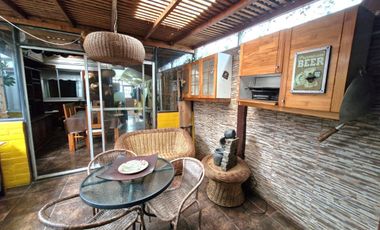 Casa en Alonso de Villanueva $ 180.000.000.-