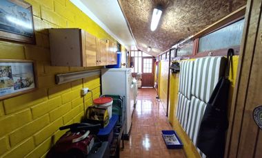 Casa en Alonso de Villanueva $ 180.000.000.-