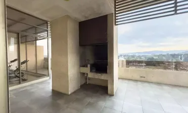 Exclusivo Departamento En Edificio Alto Huertos