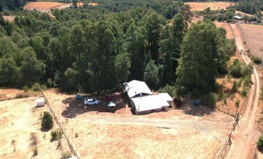 Parcela 5000 mt2 Chancoyan bajo, 2 casas $ 155.000.000.