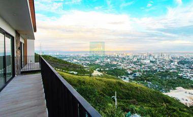 Brandnew Modern Style House With Pool in Monterrazas Overlooking Ocean and Mountains