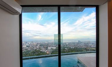 Brandnew Modern Style House With Pool in Monterrazas Overlooking Ocean and Mountains