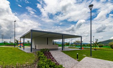 Casa en Venta con alberca en Club de Golf Xochitepec Morelos