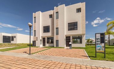 Casa en Venta con alberca a 15 minutos de Cuernavaca Morelos