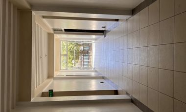 Prime Commercial Building For Sale in Las Pinas City