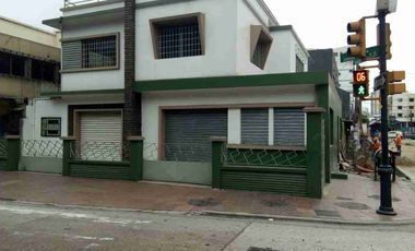 ALQUILER DE CASA PARA EMPRESA Y LOCALES COMERCIALES EN BARRIO ORELLANA TUNGURAHUA Y 1o. DE MAYO A UNA CUADRA AVE 9 DE OCTUBRE