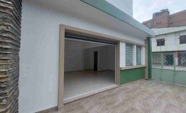 ALQUILER DE CASA PARA EMPRESA Y LOCALES COMERCIALES EN BARRIO ORELLANA TUNGURAHUA Y 1o. DE MAYO A UNA CUADRA AVE 9 DE OCTUBRE