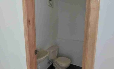 ALQUILER DE CASA PARA EMPRESA Y LOCALES COMERCIALES EN BARRIO ORELLANA TUNGURAHUA Y 1o. DE MAYO A UNA CUADRA AVE 9 DE OCTUBRE