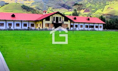 Hacienda de Lujo de 60 ha en Venta, a 20 min del Aeropuerto de Quito, Ecuador