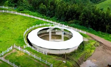 Hacienda de Lujo de 60 ha en Venta, a 20 min del Aeropuerto de Quito, Ecuador